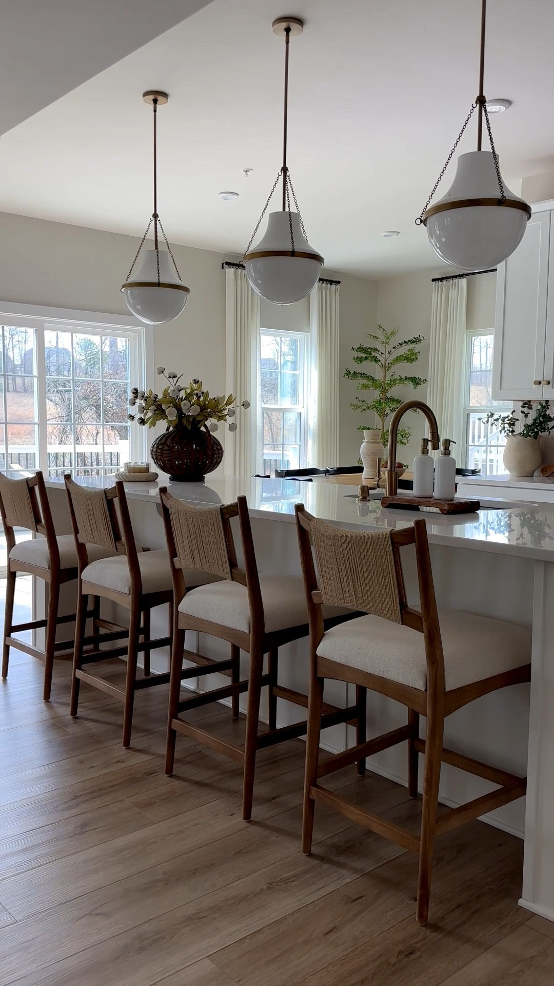 Kitchen views
#kitchen #counterstools #pendants

#LTKSaleAlert #LTKHome