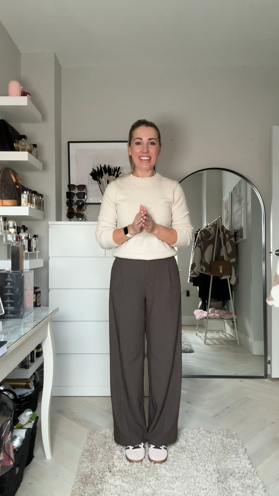 Gorgeous wide leg tailored trousers 