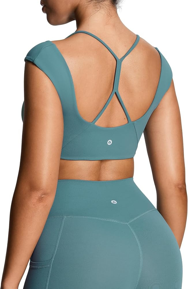Scrunch Design: High stretch hugs curves without restriction. | Amazon (US)