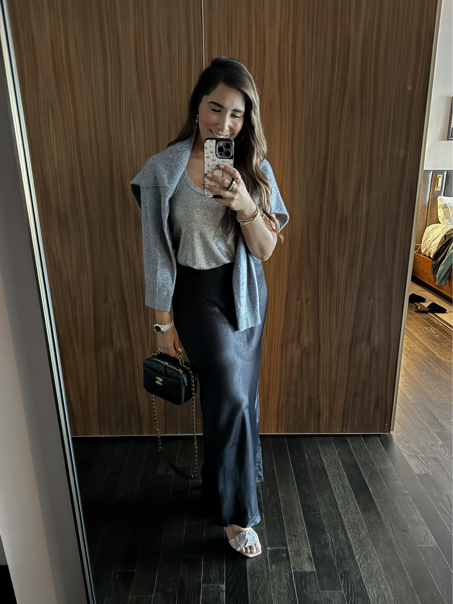 LTK con frosted glam night 🖤 

#LTKCon #LTKFindsUnder50 #LTKFindsUnder100