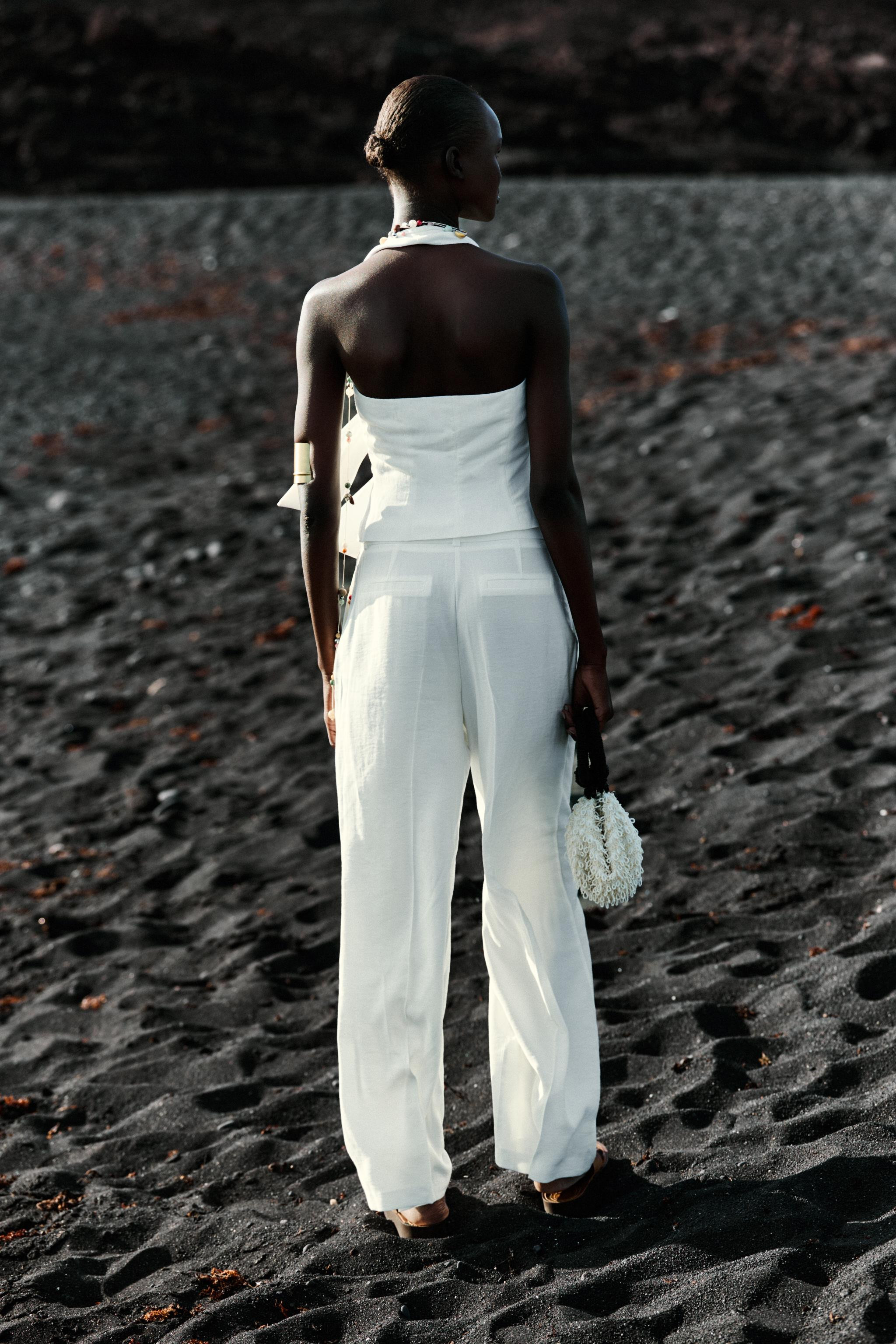 WIDE-LEG TROUSERS WITH DARTS | Zara UK