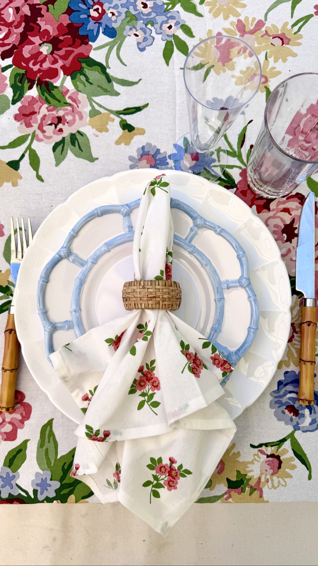 I recently became a tablecloth person, and I tell ya, it’s life-changing. The fastest and easiest way to set a great foundation for a beautiful party, and then the prettiness of the food is just a bonus! @thecompanystore has the most lovely linens and tablesetting goodies for summer. 

Used this floral tablecloth and napkins, napkin rings (I love a casual bunch into the ring!), and more from @thecompanystore for my bachelorette parties/bridal shower brunch and everything felt so pretty and easy!

Linking in LTK, comment SHOP!

#LTKSeasonal