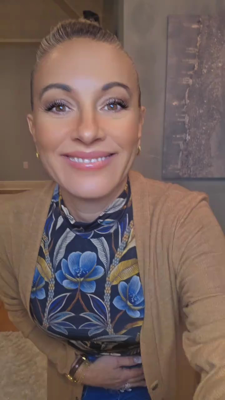 So obsessed with these Amazon jeans. These FARM Rio jersey blouses are perfect for dressing up or down. The material is so comfy. Shoes/jeans are in my Amazon storefront Loriloveslabels 

#LTKPetite #LTKgrwm #LTKOver40