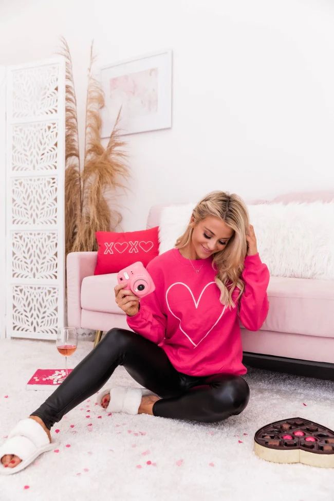 Heart Outline Hot Pink Graphic Sweatshirt | Pink Lily