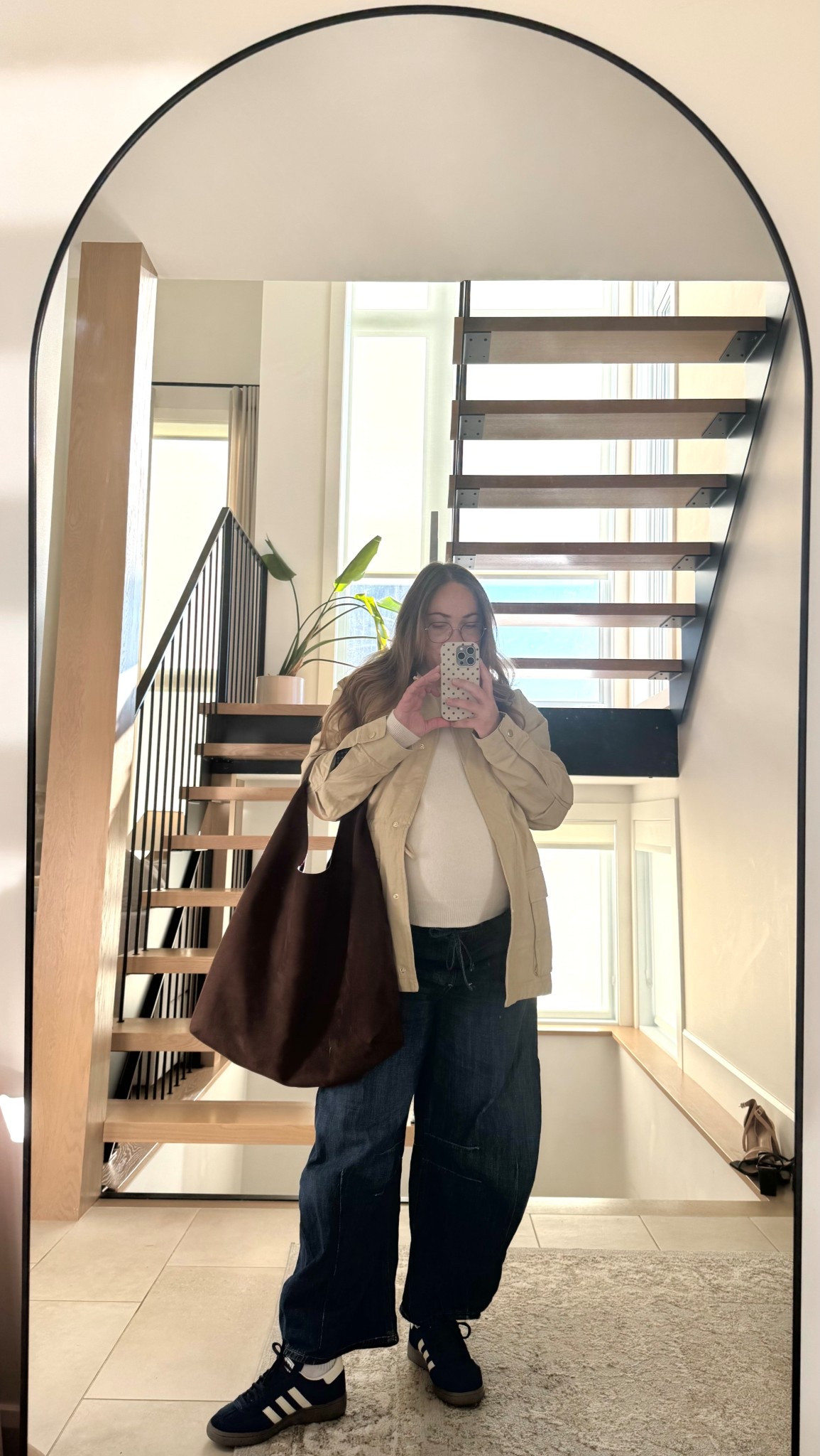 Third trimester outfit 🤎💙



#LTKjeans #LTKfall #LTKmaternity