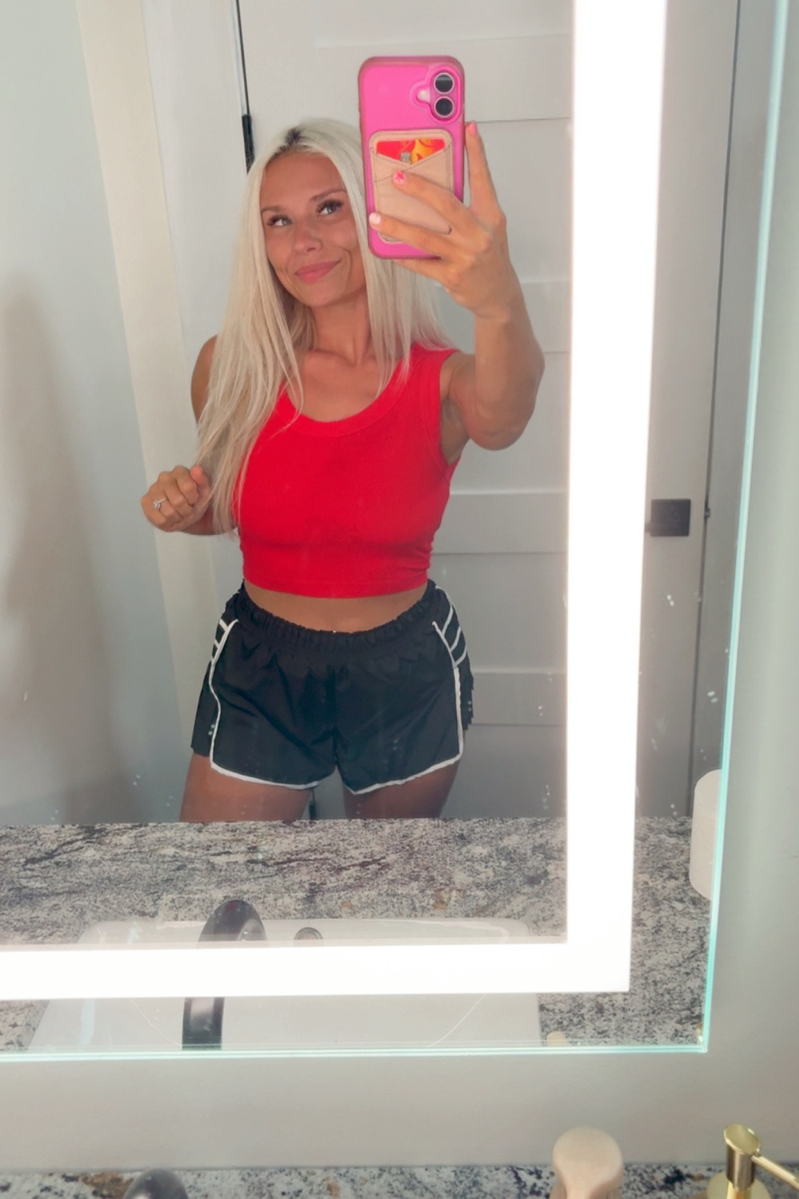 comfy ootdddd 

#LTKSeasonal #LTKActive #LTKSaleAlert