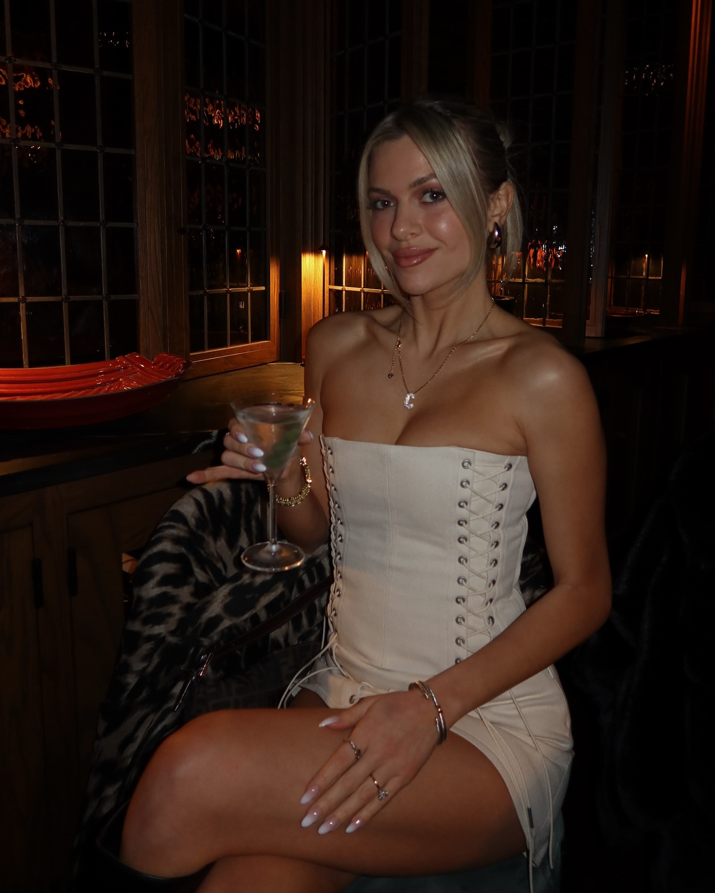 Cocktail hour 🍸 @lobawoman @revolve

#LTKTravel #LTKParties #LTKStyleTip