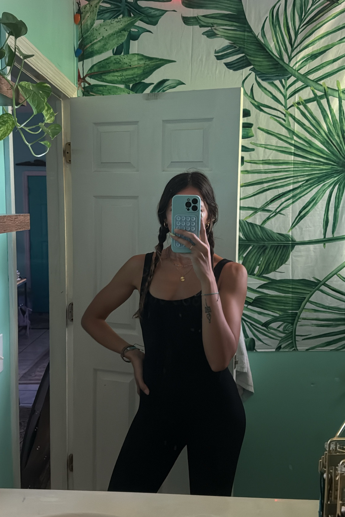 my new favorite onesie that I need in every color!!!! 

#LTKWorkwear #LTKFitness #LTKActive