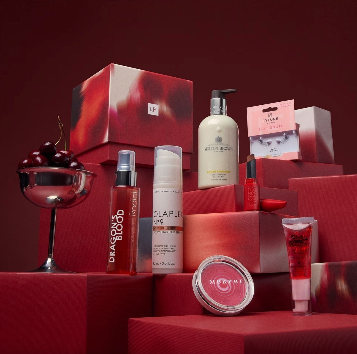 LOOKFANTASTIC Christmas Edits