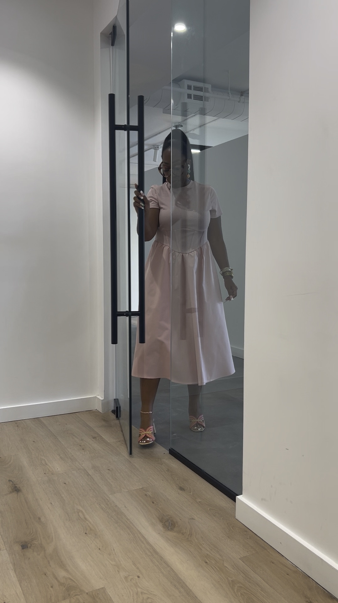 This dress was another comfy and chic dress! 

#LTKFindsUnder50 #LTKWorkwear #LTKStyleTip