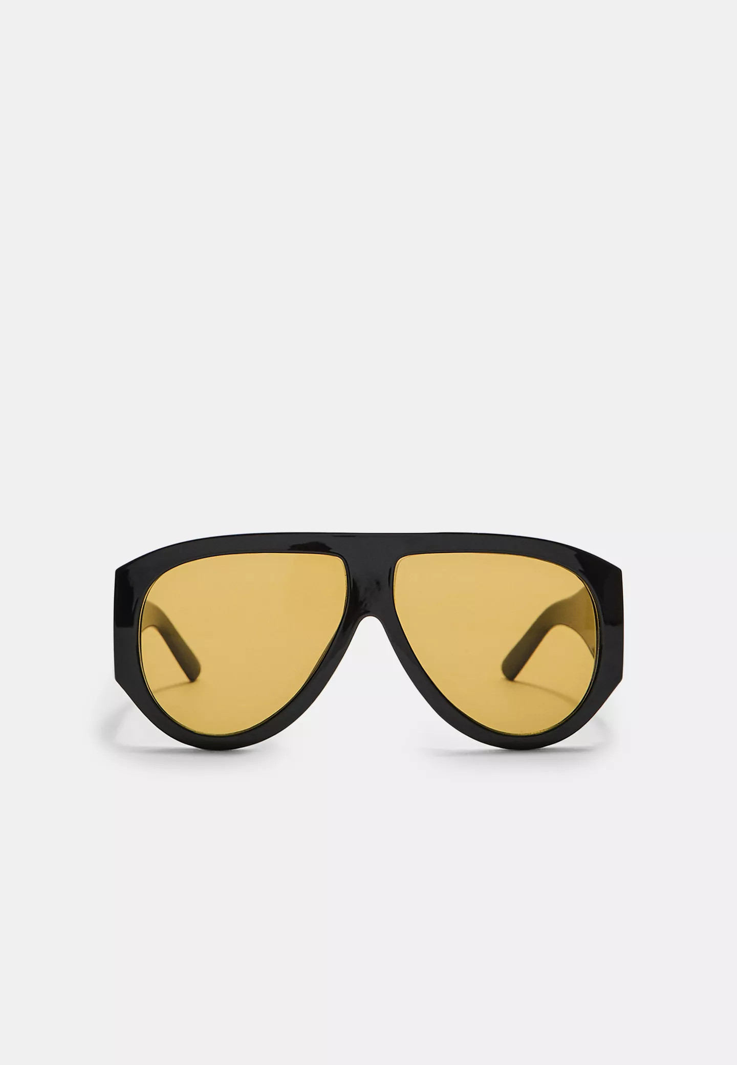 Sonnenbrille aus Kunststoff - Latest trends f\u00fcr Damen | Stradivarius Deutschland | Stradivarius DE