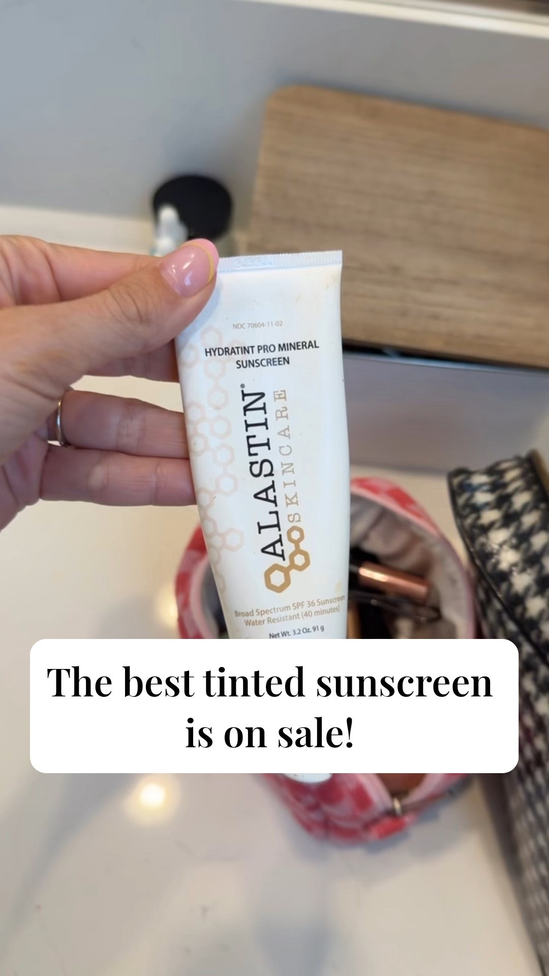 Get this while it’s 30% off! The best tinted sunscreen I’ve ever used that’s non greasy, evens out your complexion to make it nice and smooth, and protects you from the sun! 

#LTKOver40 #LTKSaleAlert #LTKBeauty