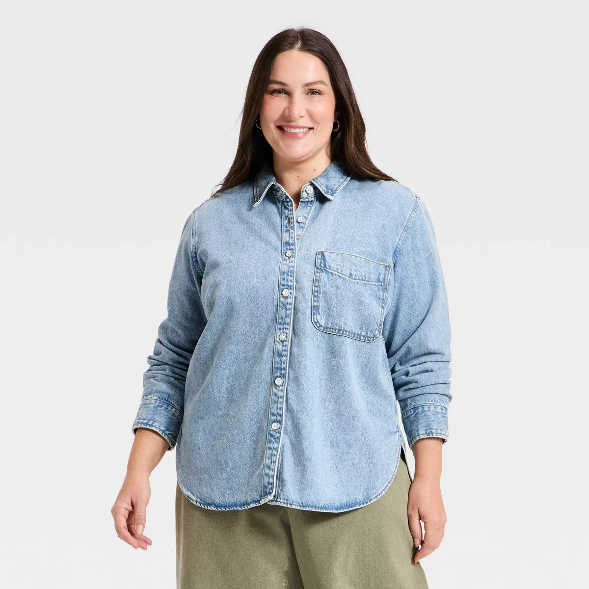Women's Relaxed Denim Shirt - Universal Thread™ Light Wash 4X | Target