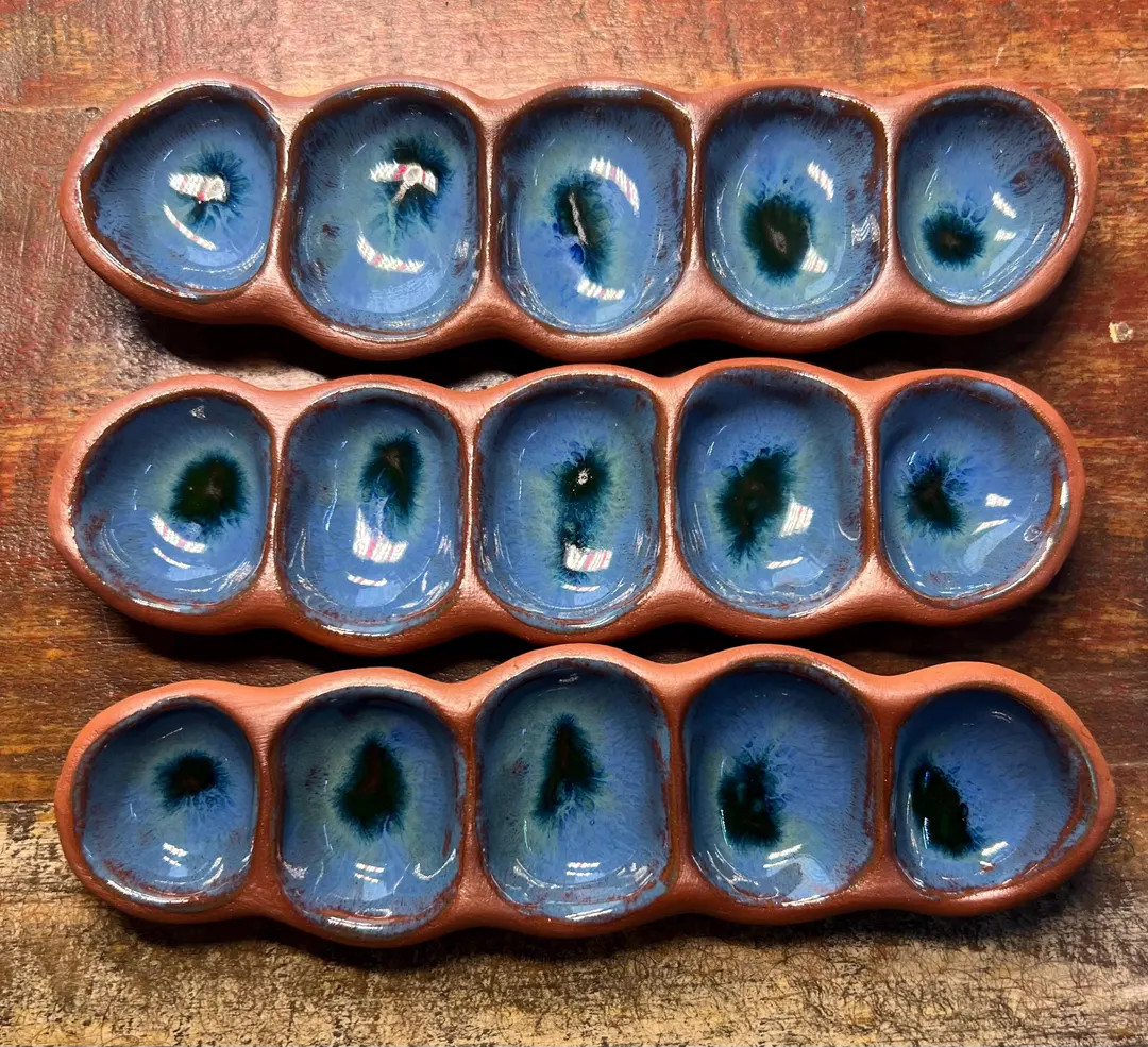 Pea pod dish in blue nebula | Etsy (US)