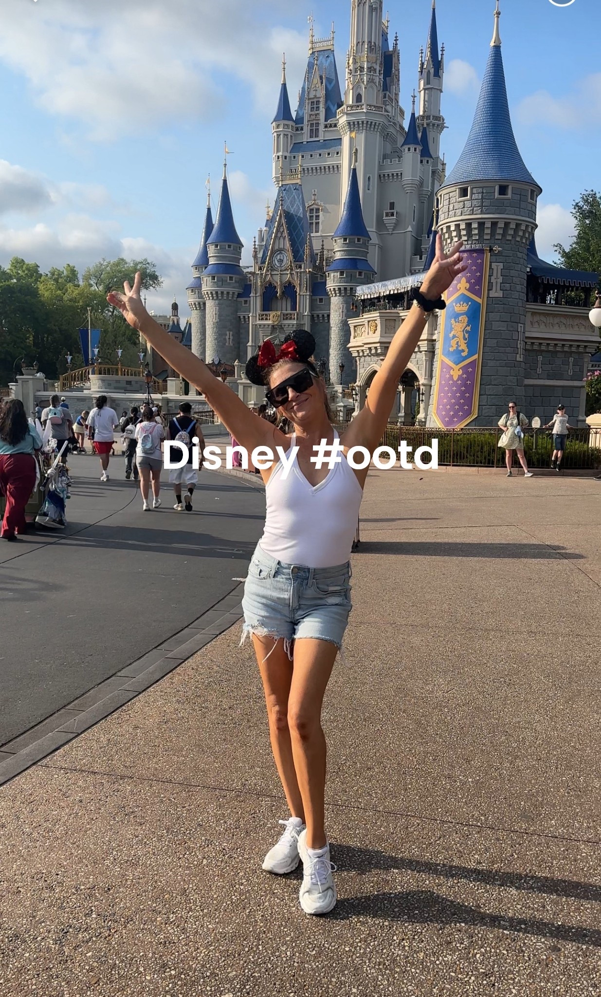 Disney ootd! 

#LTKmomlife #LTKootd #LTKdayinmylife