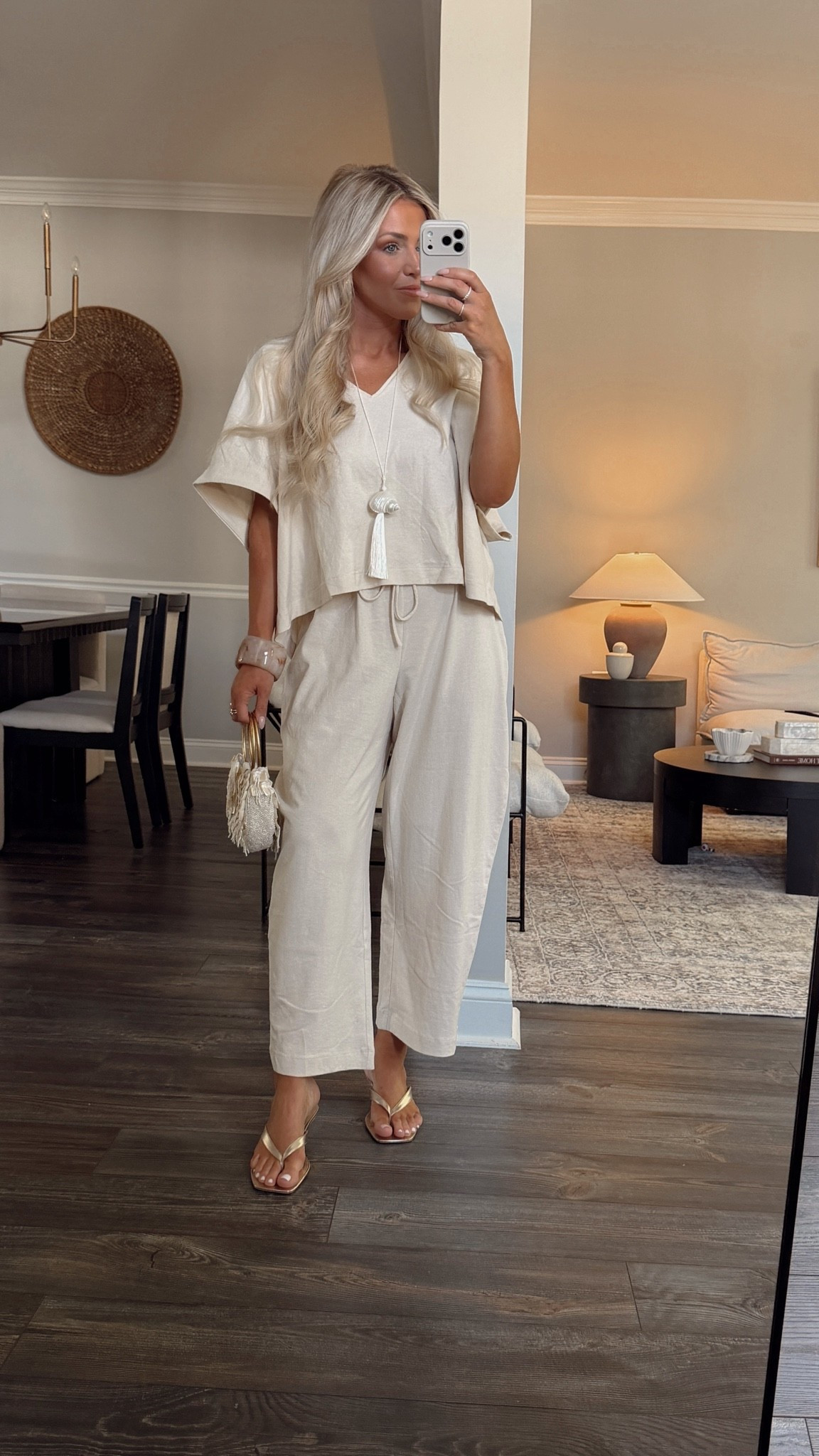 Casual vacation outfit idea

#LTKSeasonal