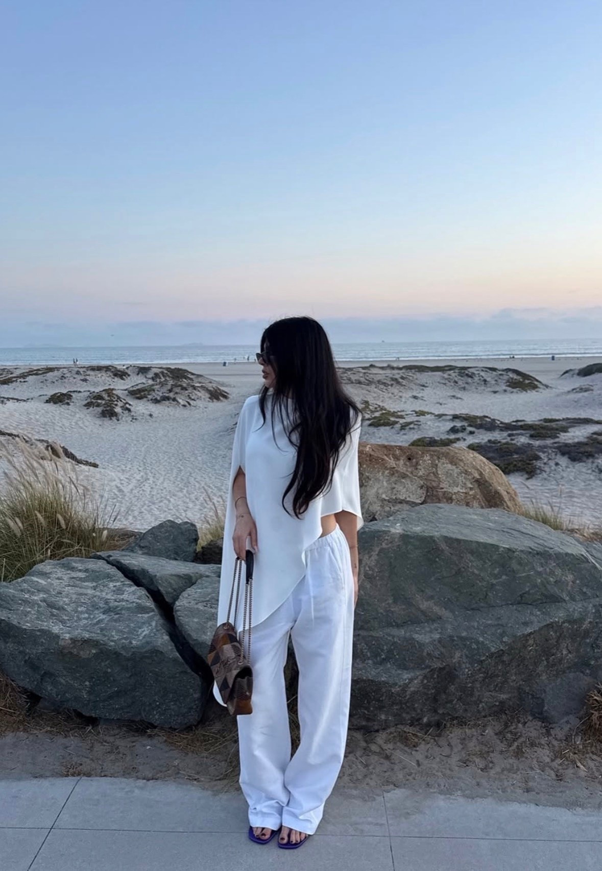 Best of both worlds

#whiteoutfit #summerstyle #falltransitionoutfit #stylinginspo #sandiegogirls

#LTKootd #LTKgrwm