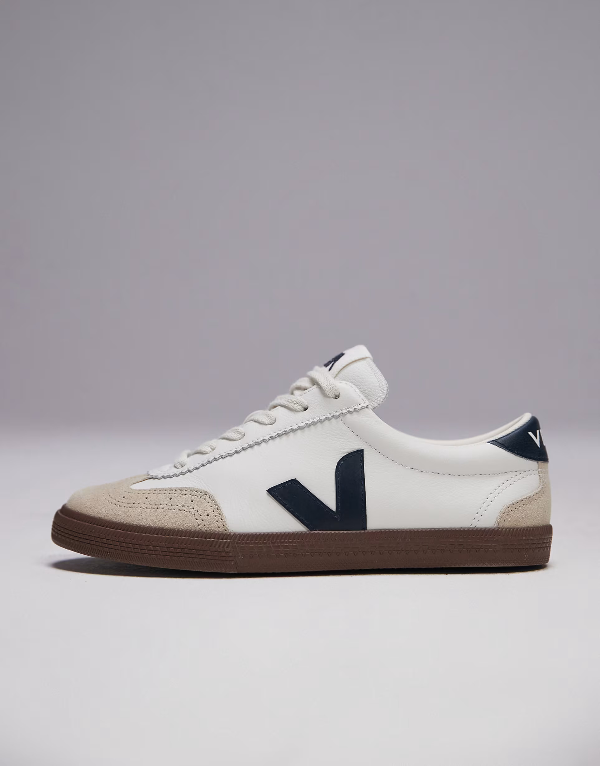 VEJA Volley trainer in navy | ASOS | ASOS (Global)