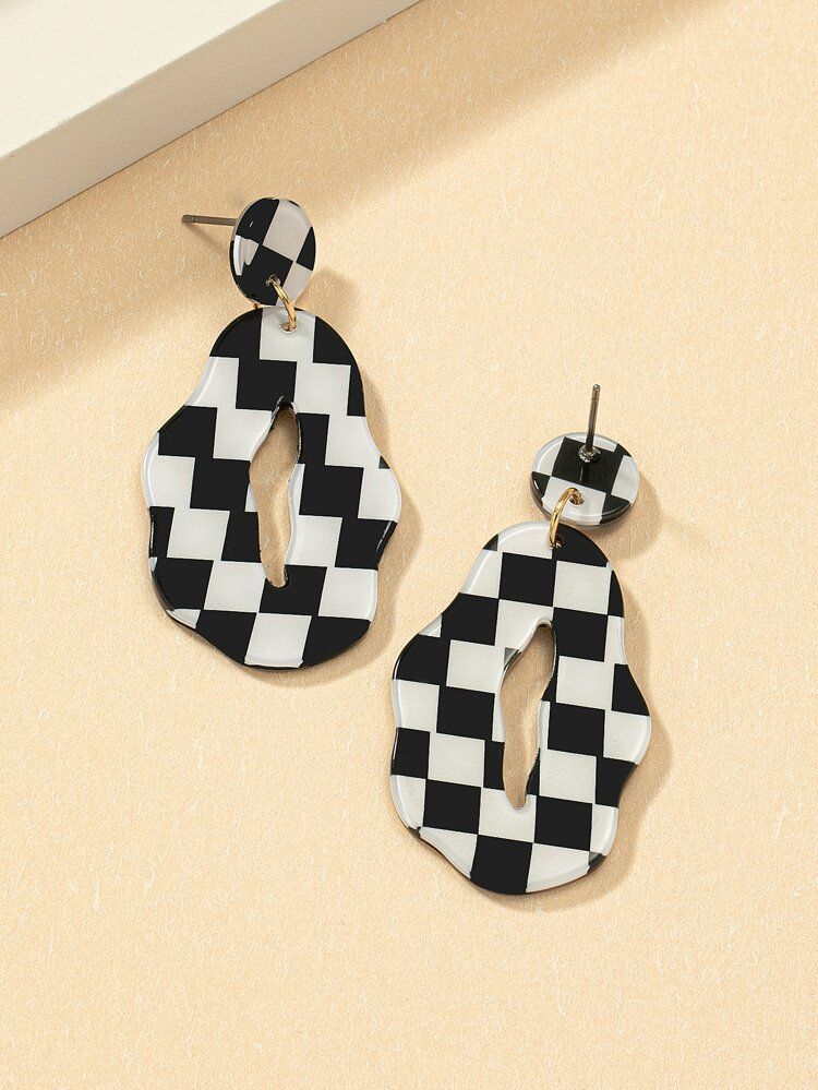 Checkered Pattern Geometric Drop Earrings | SHEIN