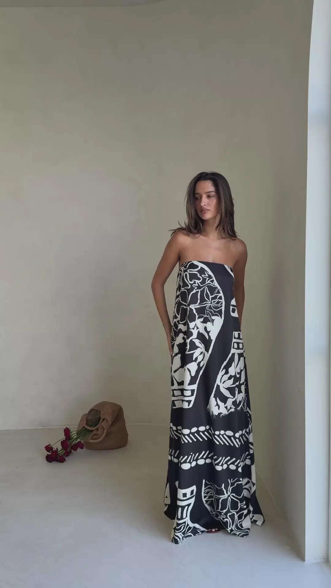 Black Botanic Vase Print Strapless Maxi Sorelle Dress | Sabo Skirt US