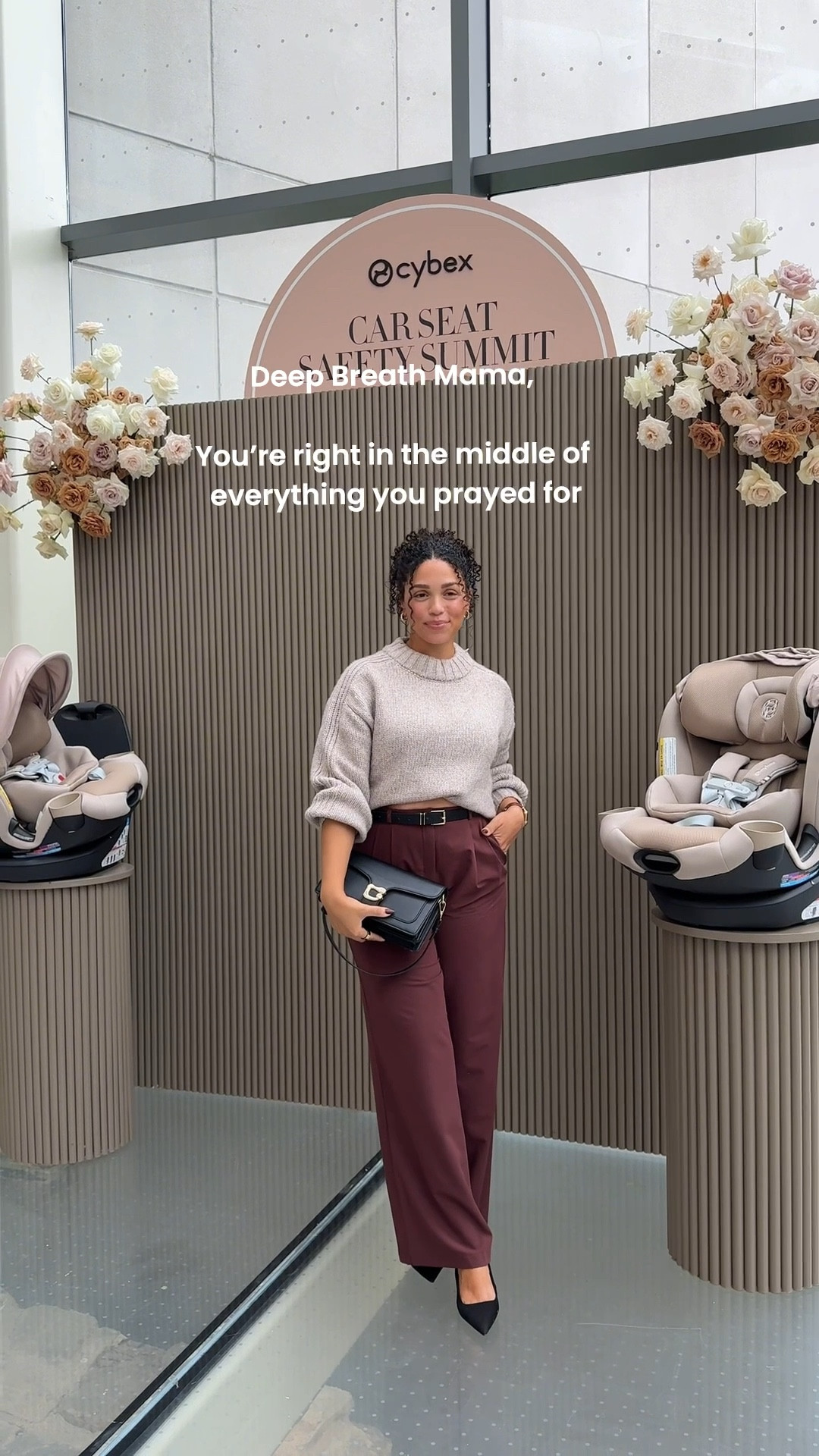 Don’t forget to stop and smell the roses 🌹

Fall fashion, dress pants, trousers, must have trousers,  

#LTKcanada #LTKworkwear