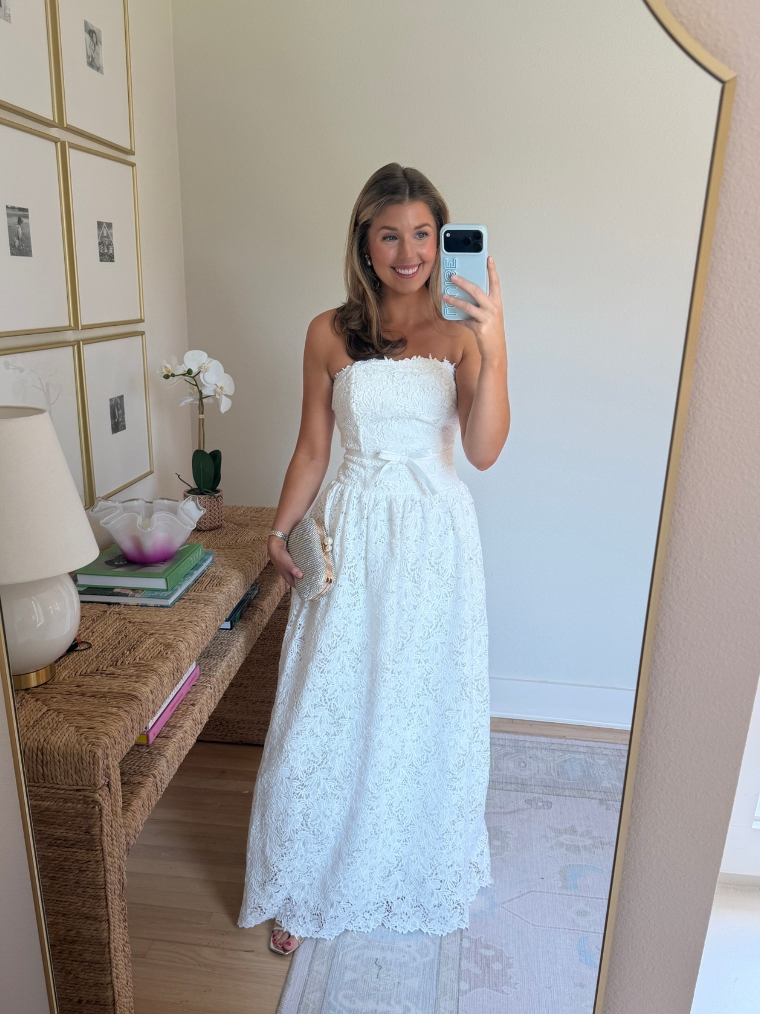 Outfit idea for the bride! Wearing a S