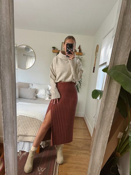 Yep. Another new color of my favorite skirt😂🤎 I promise this is my last one, it’s just that amazing tho!! wearing a small 

#LTKSeasonal #LTKHolidaySale #LTKstyletip