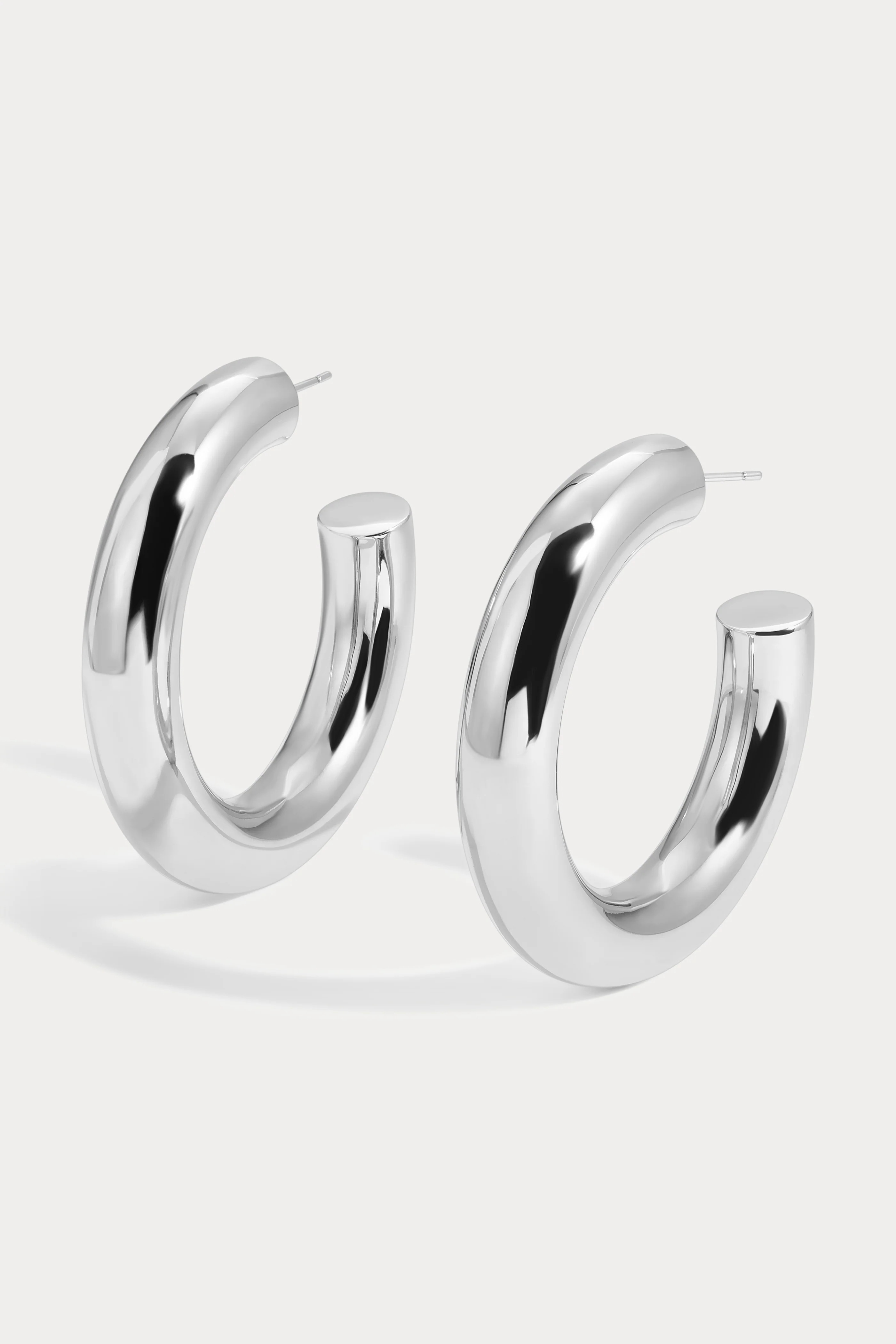 Large Sloane Hoops | Lili Claspe