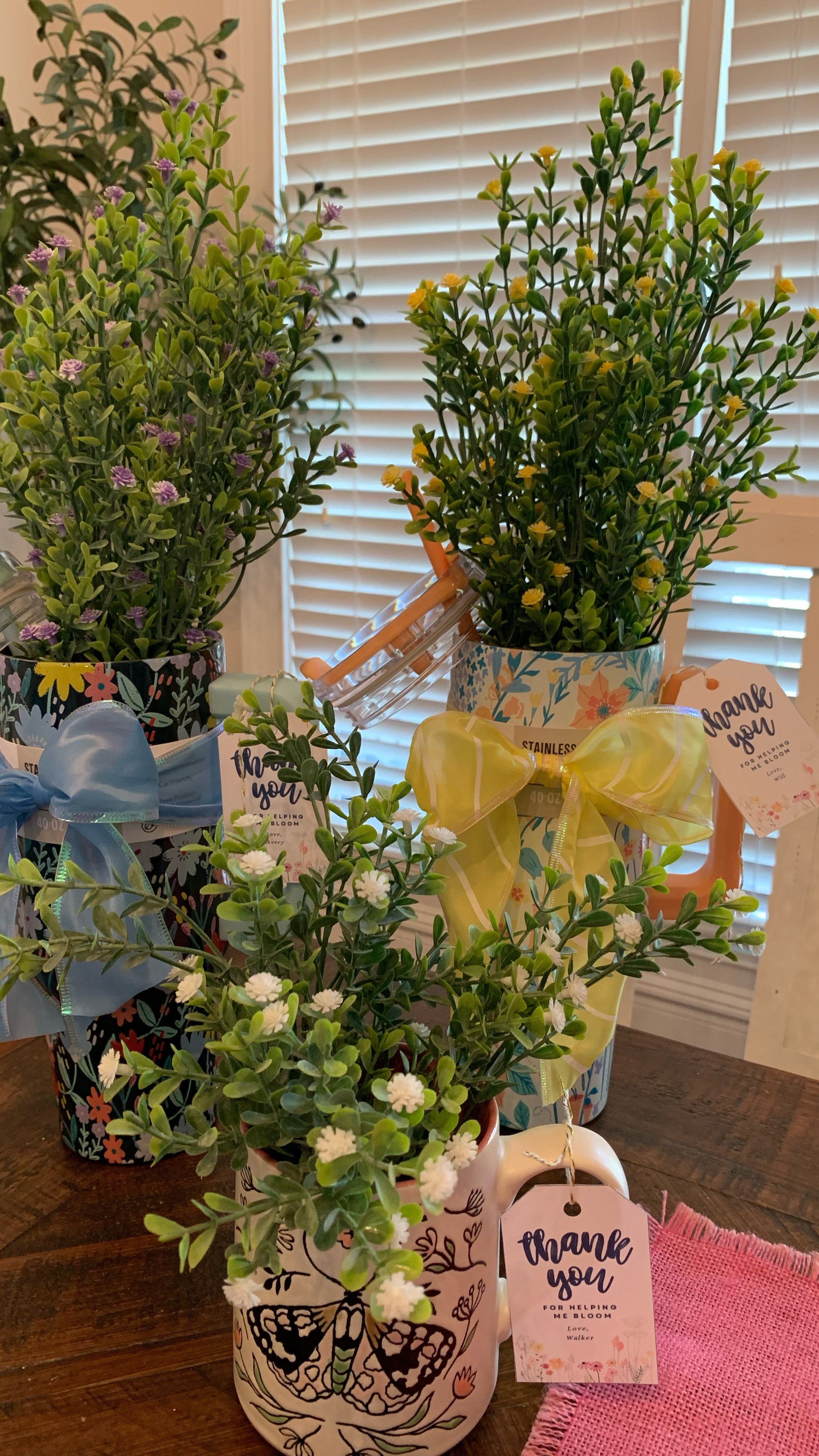 This “Thank you for helping me bloom” Gift is so pretty, easy, & affordable. 🌸🌼🌺🌷🪻

🌸Grab a floral tumbler or coffee mug, add faux or real flowers (I chose faux since my kids will be carrying these into school..less water everywhere!)
🌺Tie gift tag on handle 
Comment TAG for this Thank You gift tag. Must be following to receive DM with tag link.
🌷 Use WIRE ribbon to tie a simple bow on cup

Easy, simple & affordable gift! Perfect for Mother’s Day, Teacher Appreciation or just because! 

FOLLOW for more simple gift ideas!
Share & Save this gift idea so you can make it! 

#momlife #momsofinstagram #giftide #affordablegifts #mothersday #mothersdaygifts #teacherappreciationday #teachergift #teachergiftideas #hobbylobbyfinds #budgetfriendly #giftonabudget #floralgifts #thankyou #thankyougift #giftformom #giftideasforher #giftforteachers 

#LTKFindsUnder50 #LTKGiftGuide