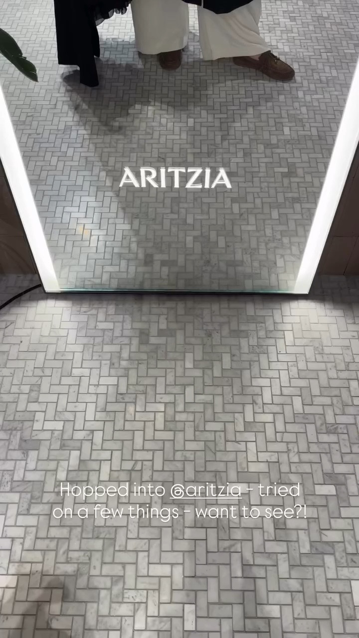 Hopped into @aritzia - tried on a few things - want to see?!