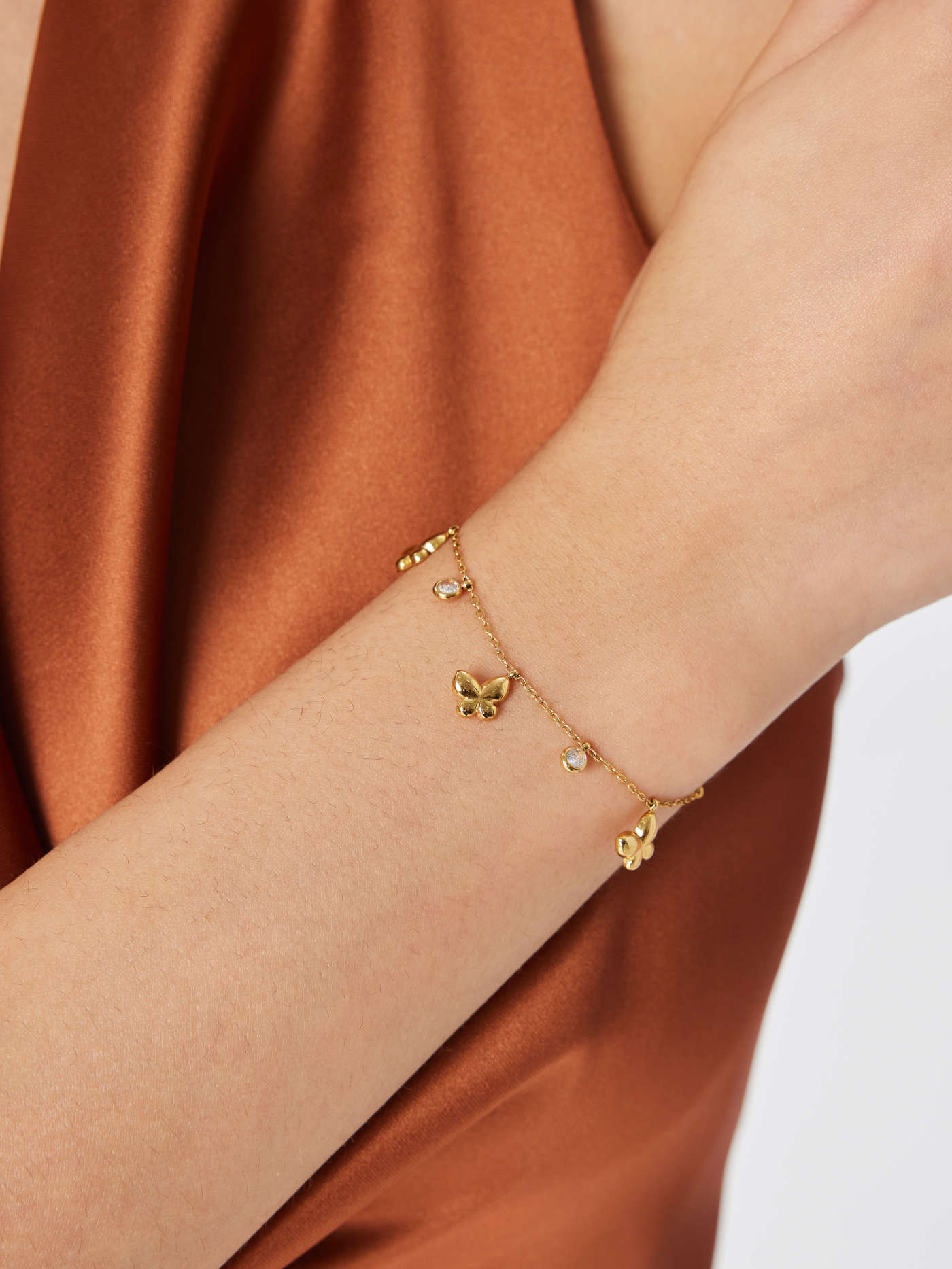BUTTERFLY & RHINESTONE 18K GOLD PLATED STAINLESS STEEL BRACELET | Cider