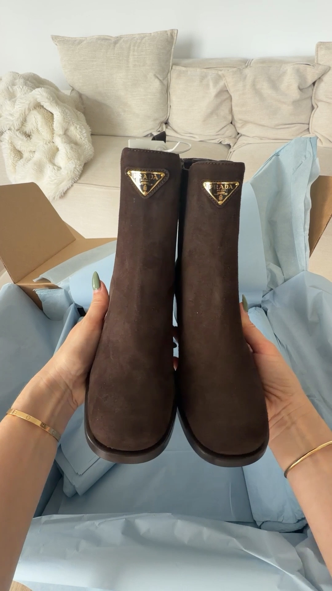 Prada brown suede ankle boots unboxing 

#LTKWorkwear #LTKootd #LTKgrwm