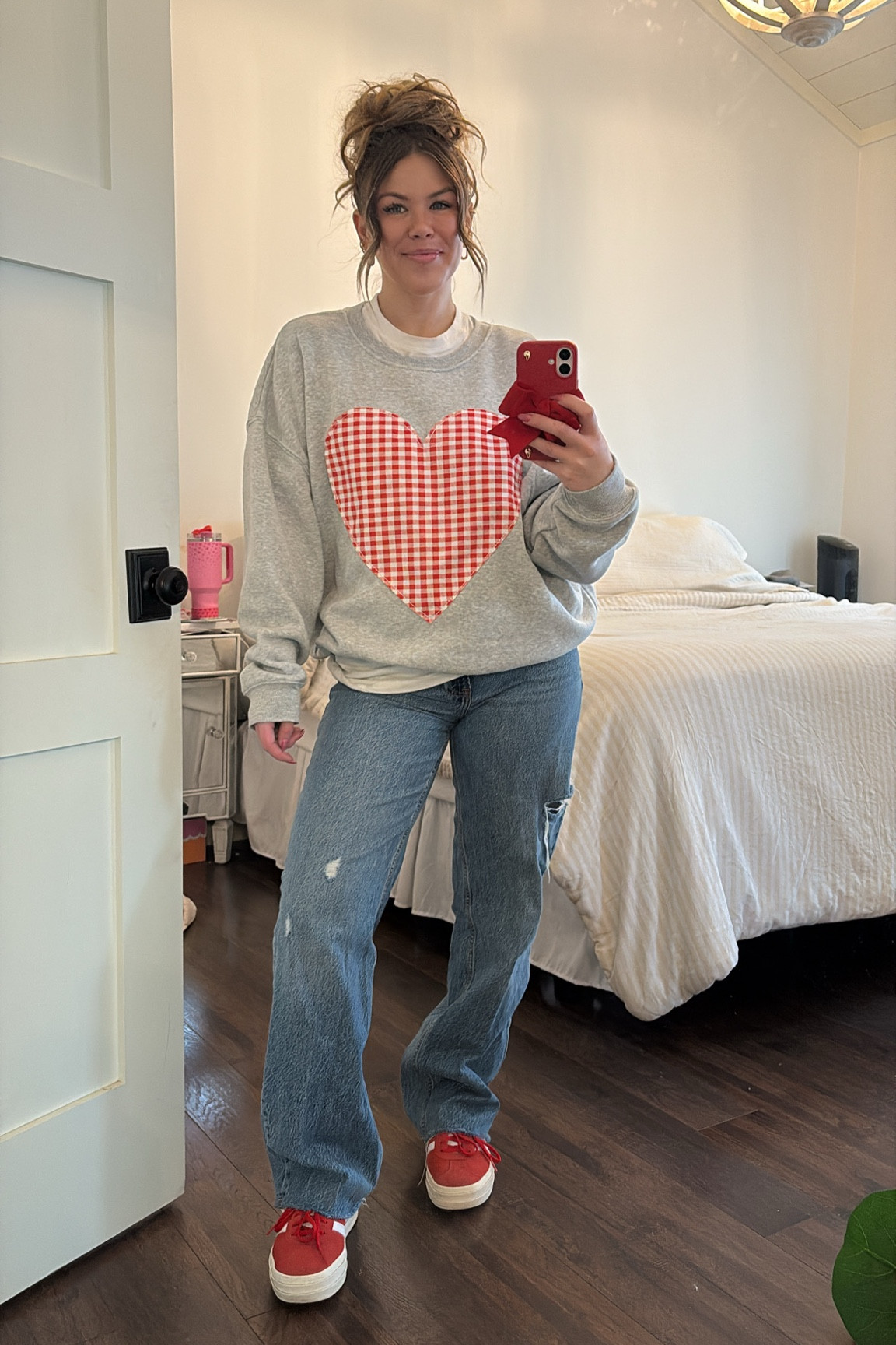 WINTER OOTD
I am obsessed with this geez gingham heart patch sweatshirt, it is so good! I am actually wearing a large for a more oversized fit and love it! I paired it with a mens white crewneck undershirt and some Abercrombie wide leg distressed raw hemline medium wash jeans. I finished the look with my favorite hue ankle socks and some red platform adidas sambas!



#LTKStyleTip #LTKFindsUnder100 #LTKFindsUnder50
