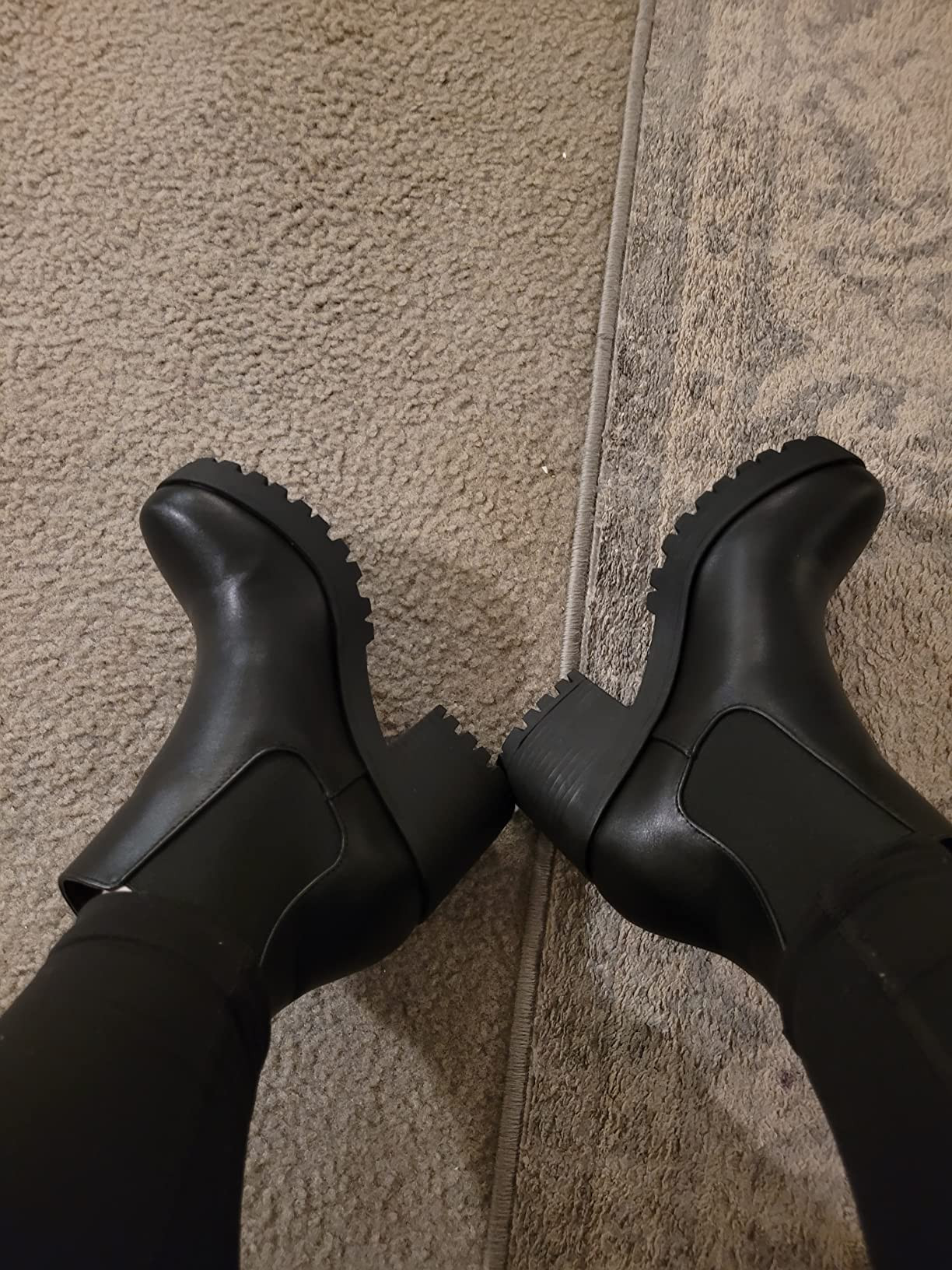 Soda Top Shoes Jaber Ankle Boot W Lug Sole Elastic Gore and Chunky Heel | Amazon (US)