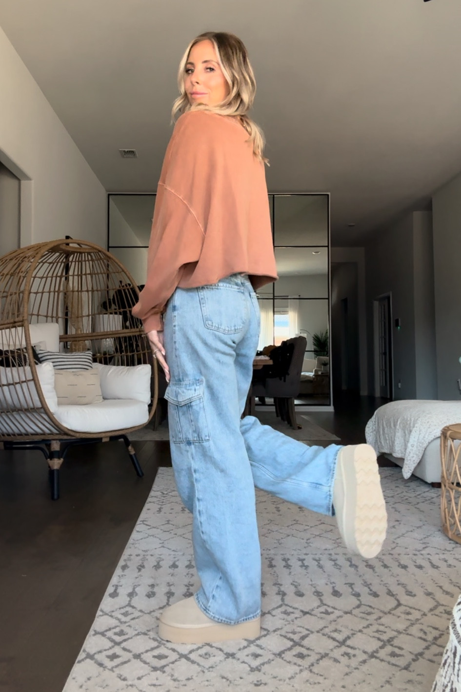 Church fit ✨
Wearing 0 in jeans and sized down half size in boots