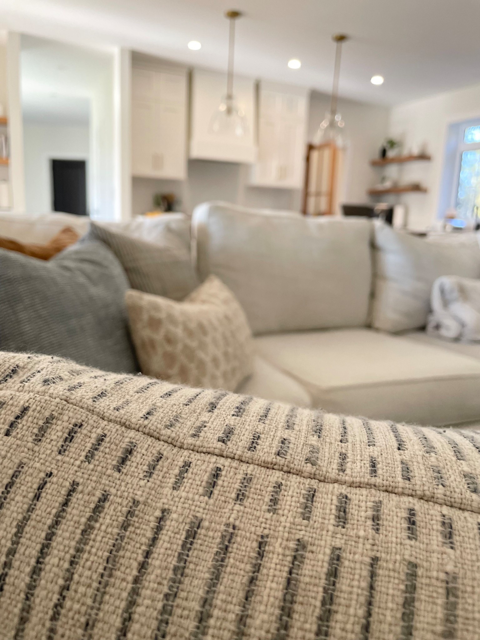 Contemporary Pillows perfect to add a comfortable splash of personality in your space ! Whether you like modern, cottage or farmhouse style, Tonic Living has all the beautiful options ✨

#LTKfall #LTKsale #LTKhome