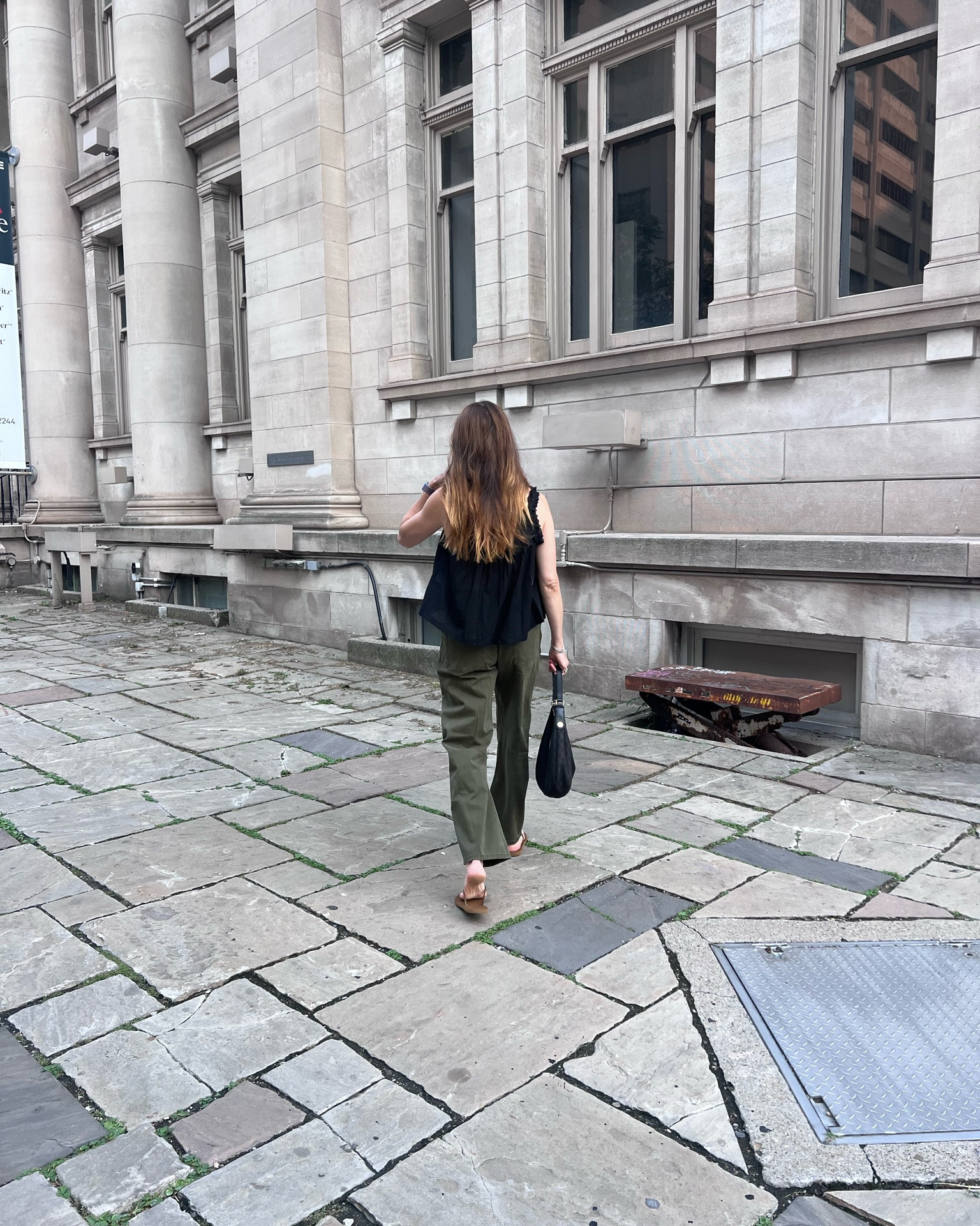 Pants on repeat. (🇬🇧 made my inner Anglophile laugh with that one. Iykyk 🩲) 

And if you don’t, “pants” in the UK is underwear whereas trousers are what we call pants. 

Honestly though, prepared to be sick of these trousers. I’m yearning to wear them with cashmere more than Elizabeth yearns for Mr. Darcy.