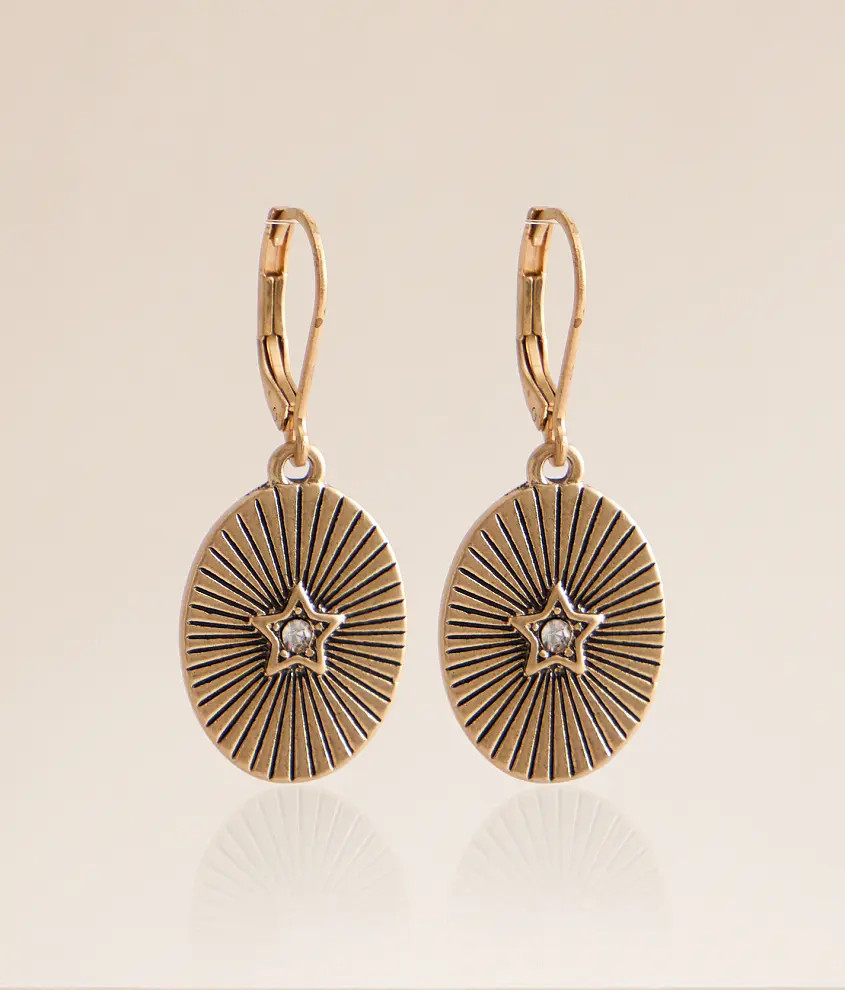 Lucky One Star Earring | Buckle
