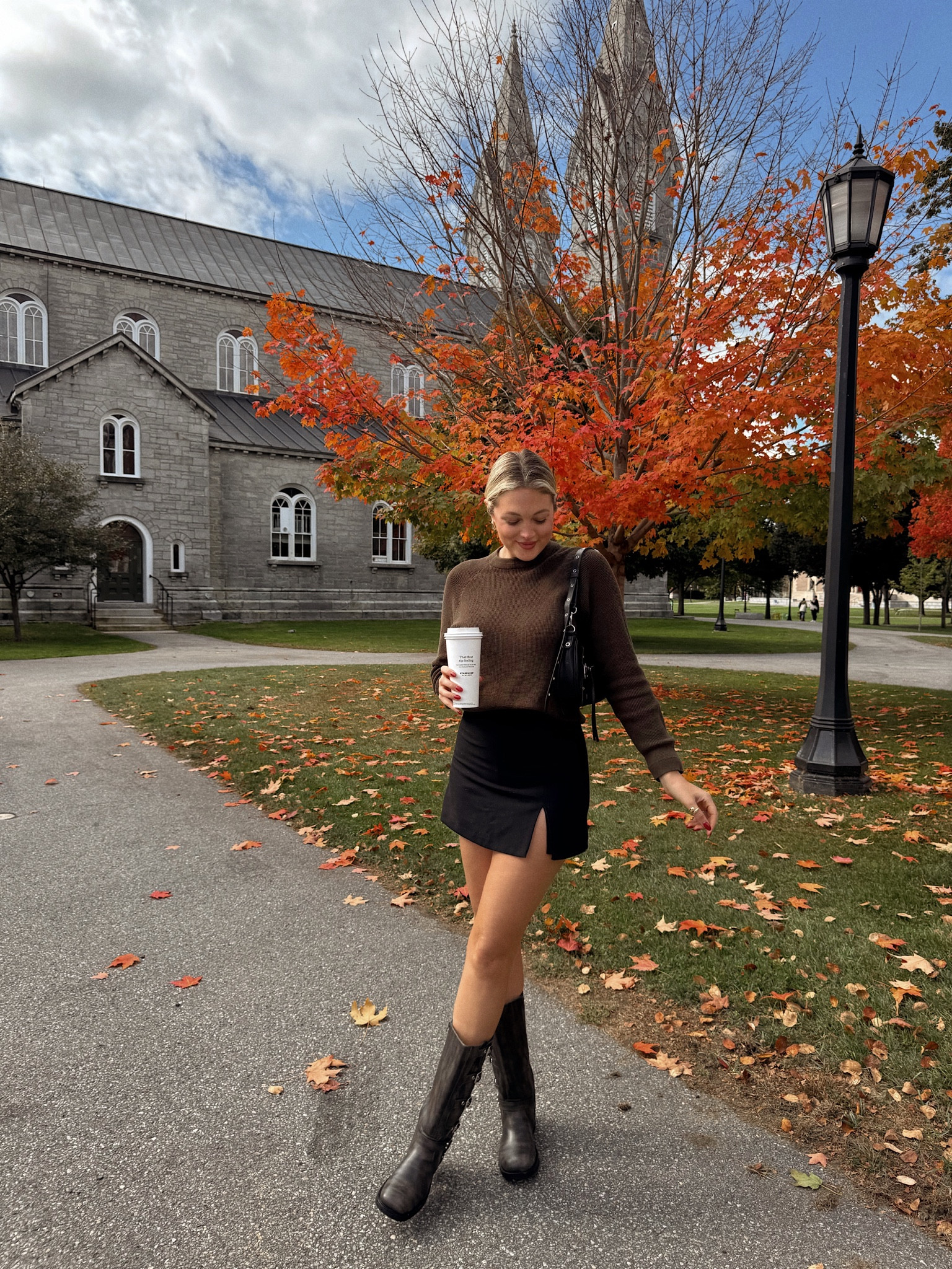 Fall fashion, cozy fashion, fall outfit, autumn vibes, cozy outfit 

#LTKshoecrush #LTKmidsize #LTKSeasonal