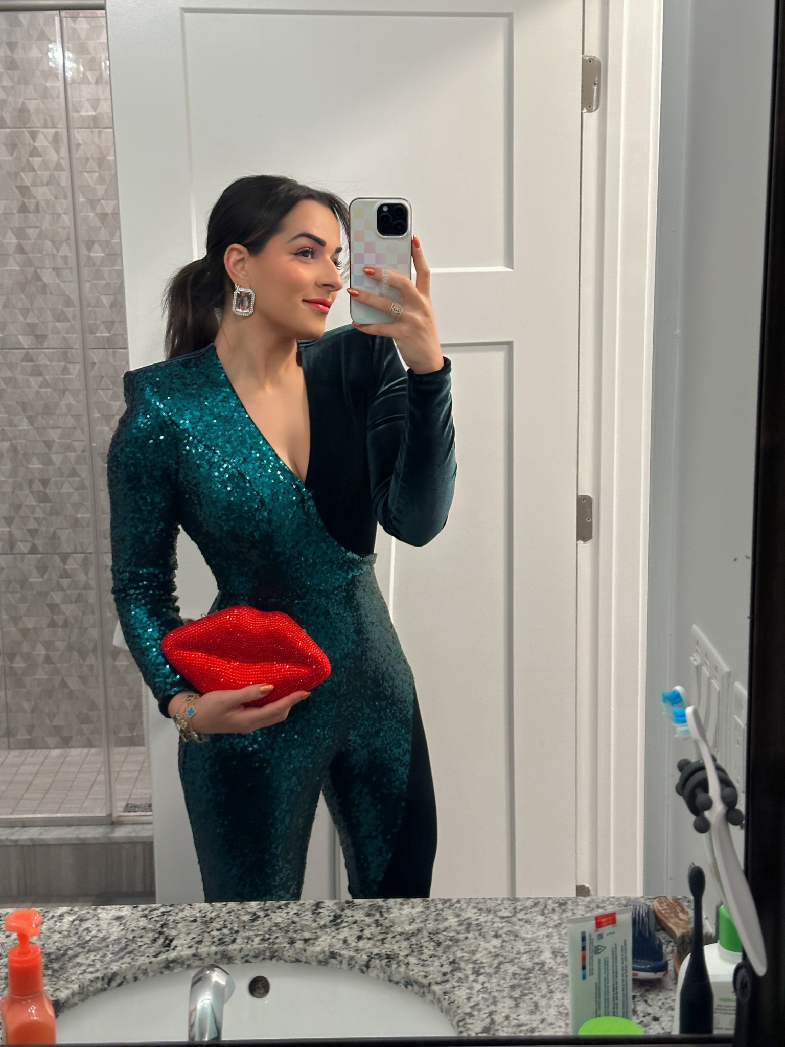 This velvet, sequin emerald jumpsuit is giving full Christmas glam & I’m obsessed!!!!
The color, the sparkle, the fit!
❤️‍🔥✨ Shop it on my LTK! 

velvet sequin jumpsuit, emerald jumpsuit, holiday outfit, Christmas party look, festive fashion, glam holiday style, Christmas outfit, Christmas time

#LTKHoliday #LTKSeasonal #LTKmomlife