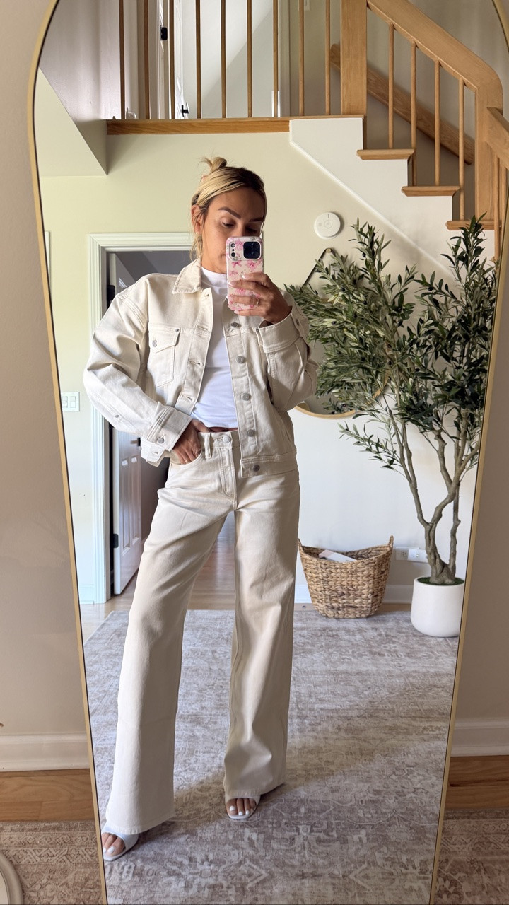 Vuori outfit for our trip! 🤍
