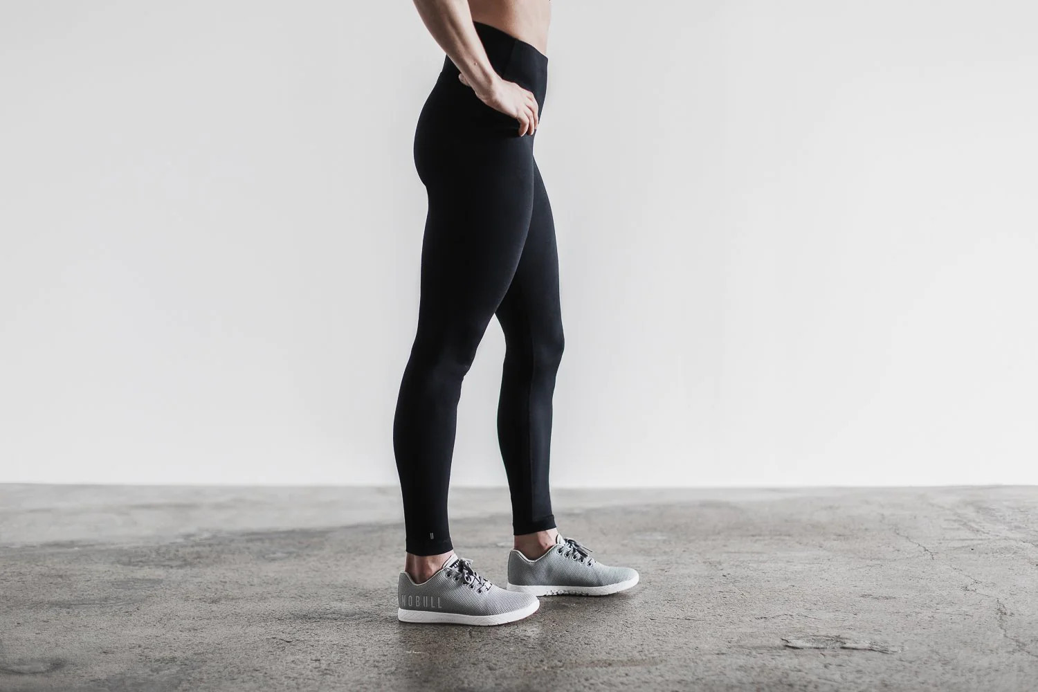 HIGH-RISE TIGHT (MATTE) | NOBULL