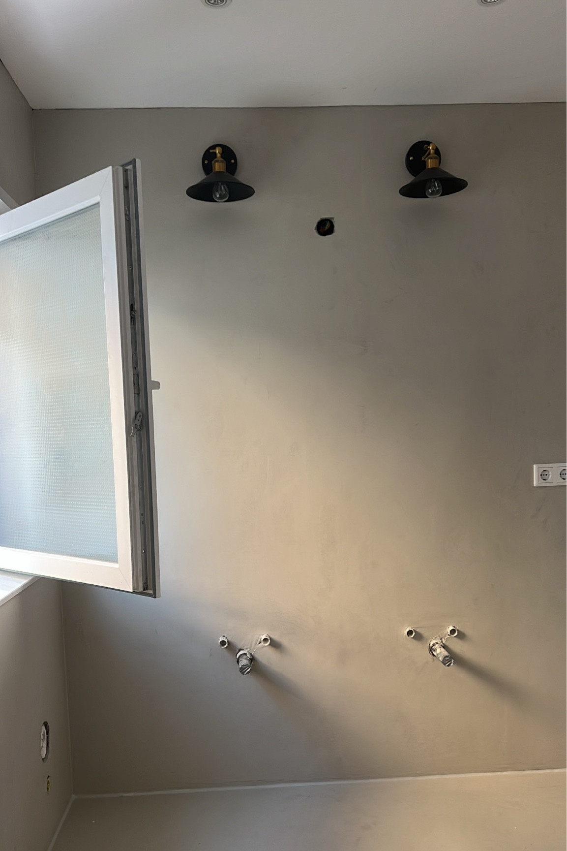 Bathroom lighting 

#LTKeurope #LTKunder100 #LTKhome