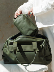 Hue Toiletry Bag | CALPAK Travel