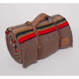 Pendleton Yakima Camp Blanket Twin With Leather Carrier | Bed Bath & Beyond