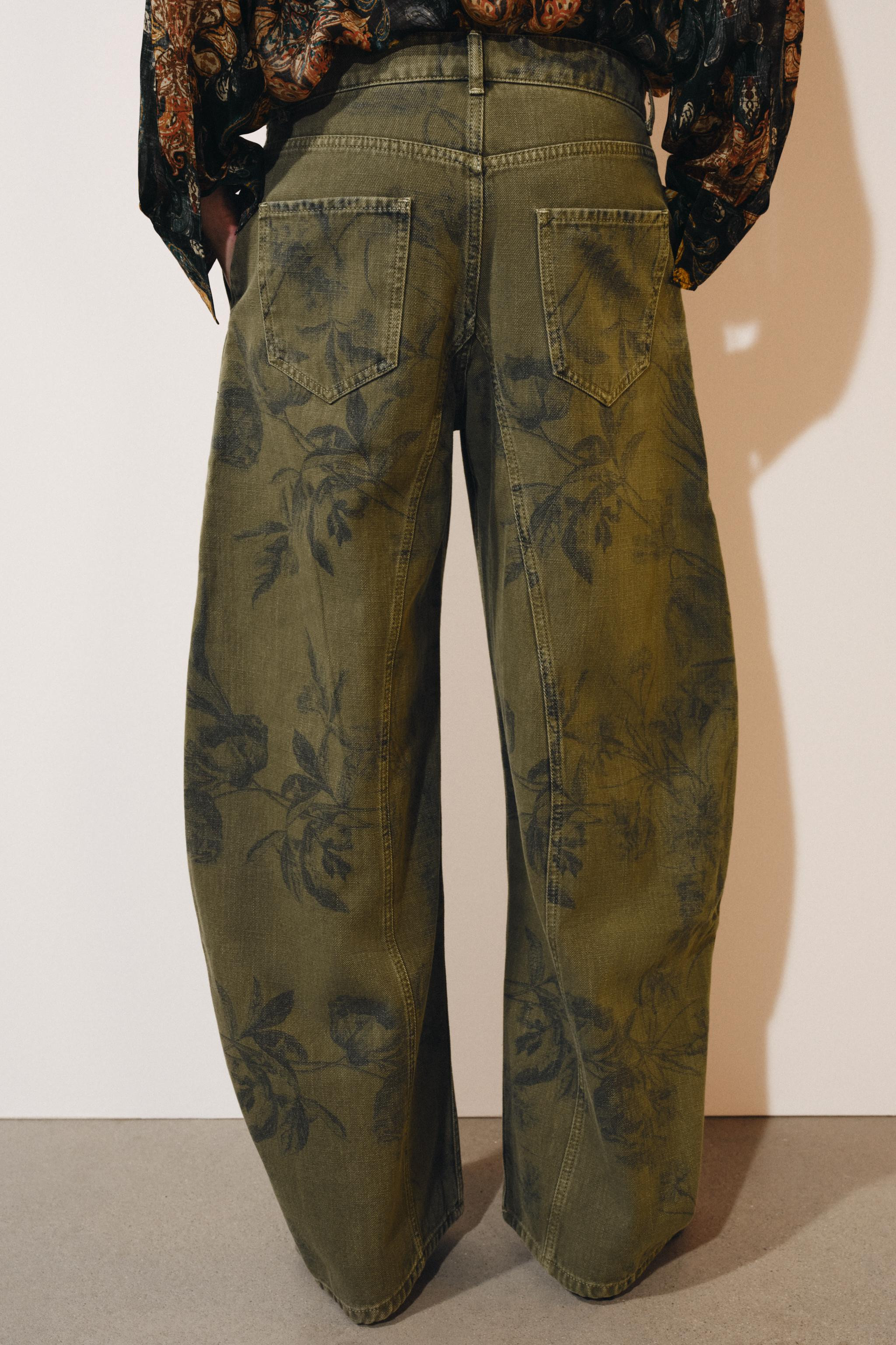 ZW COLLECTION FLORAL LOW-RISE BARREL LEG JEANS | Zara US