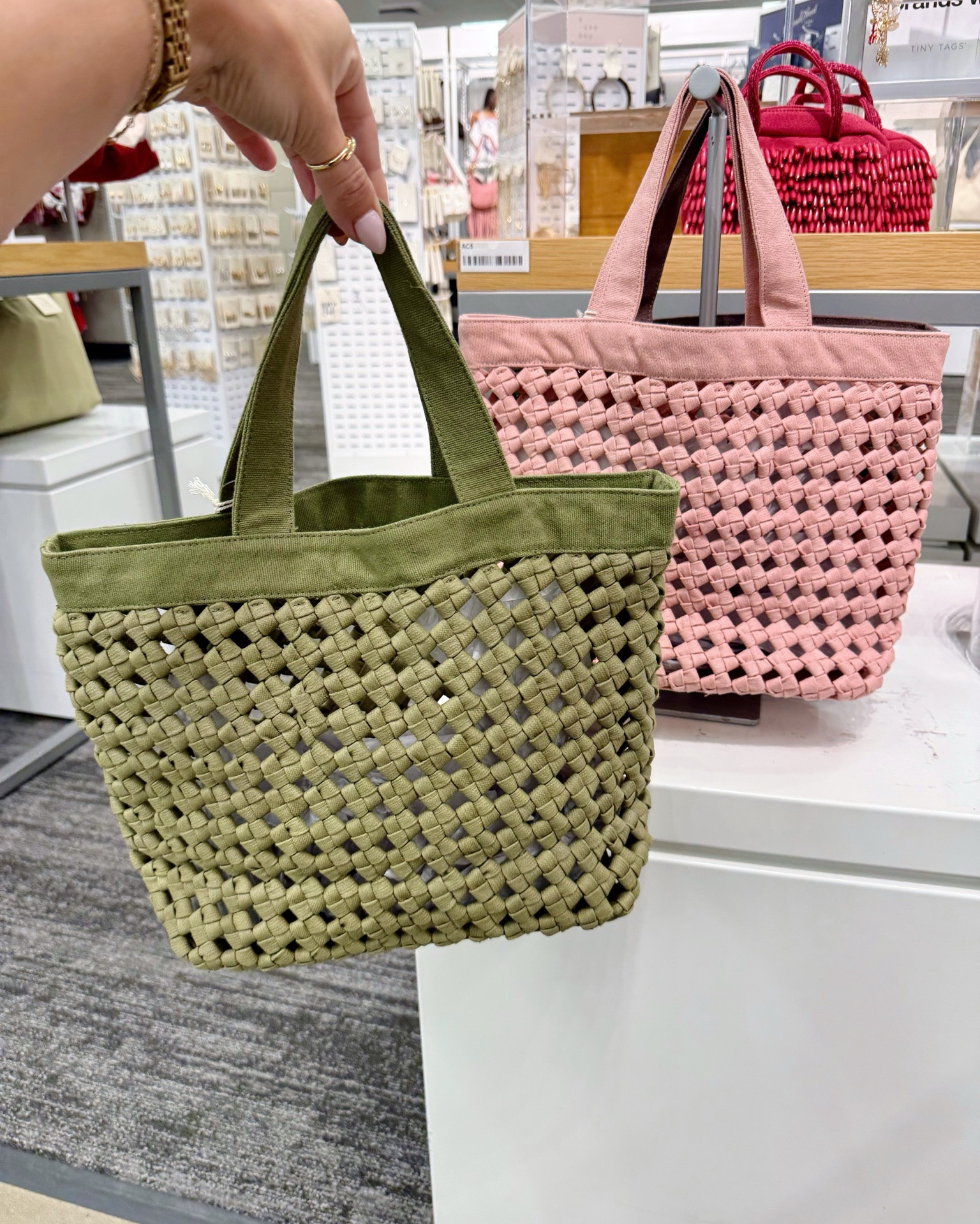 Super random @Target run ☺️👉🏼

#LTKHome #LTKTravel #LTKBeauty