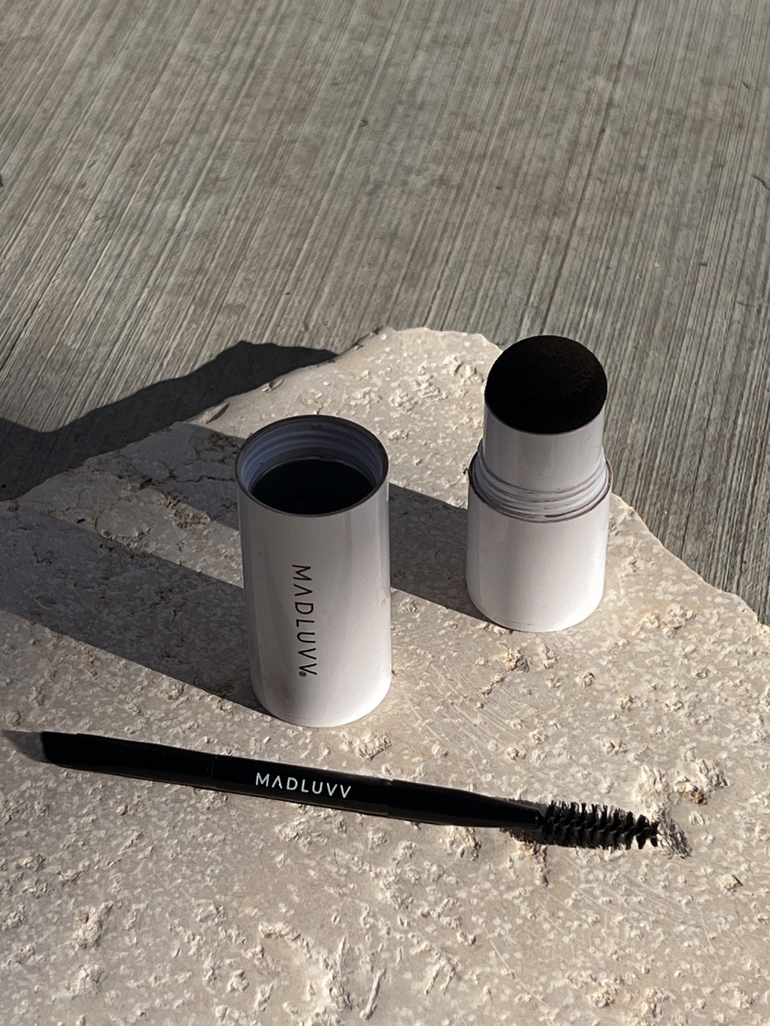 Obsessed with this brow stamp - it’s made my mornings so much quicker, love that it gives my face more symmetry since it comes with stencils, and looks so natural. I use shade soft brown. 

Eyebrow stamp 
Beauty 
Work 
Wedding guest 
Makeup 
Holiday 
Family photos 

#LTKGiftGuide #LTKbeauty #LTKworkwear