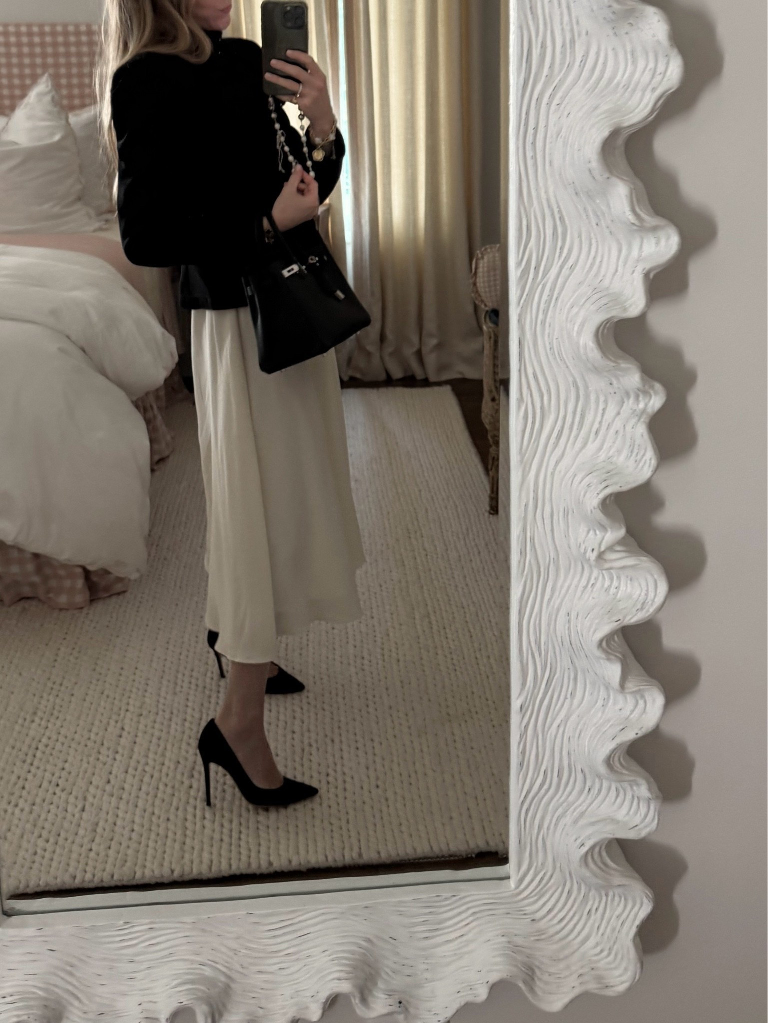 Truly a heel I have worn for years and years. My tried and true classic pair. You’ll never buy another black pump!

#LTKootd #LTKgrwm #LTKdayinmylife