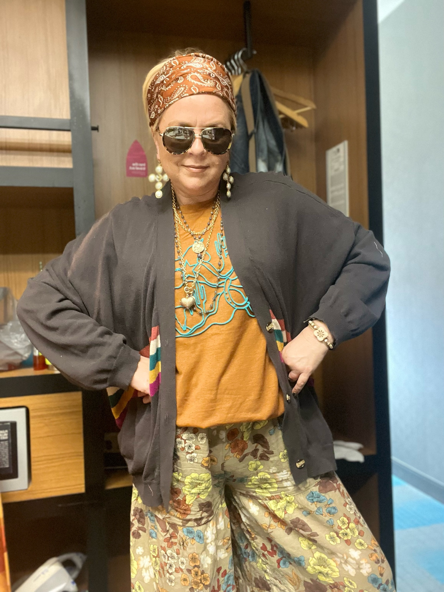 Travel glam

#LTKover40 #LTKmidsize #LTKbeauty